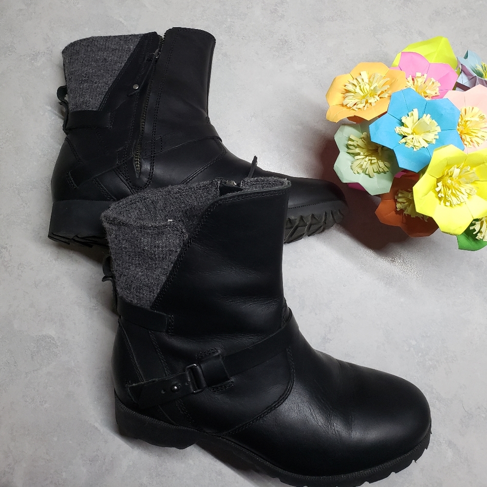 Teva boots